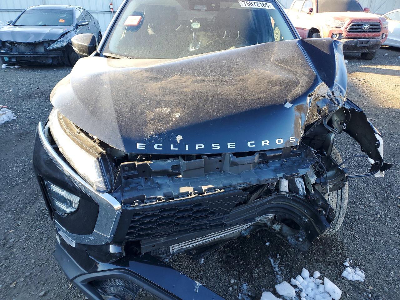 2023 MITSUBISHI ECLIPSE CROSS ES photo 23
