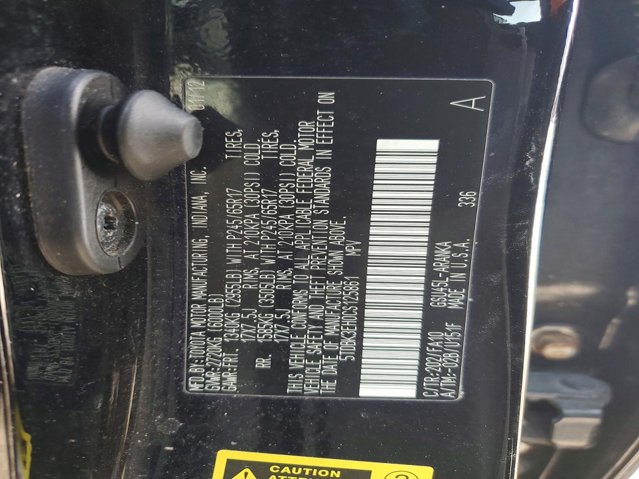 2012 TOYOTA HIGHLANDER BASE photo 13