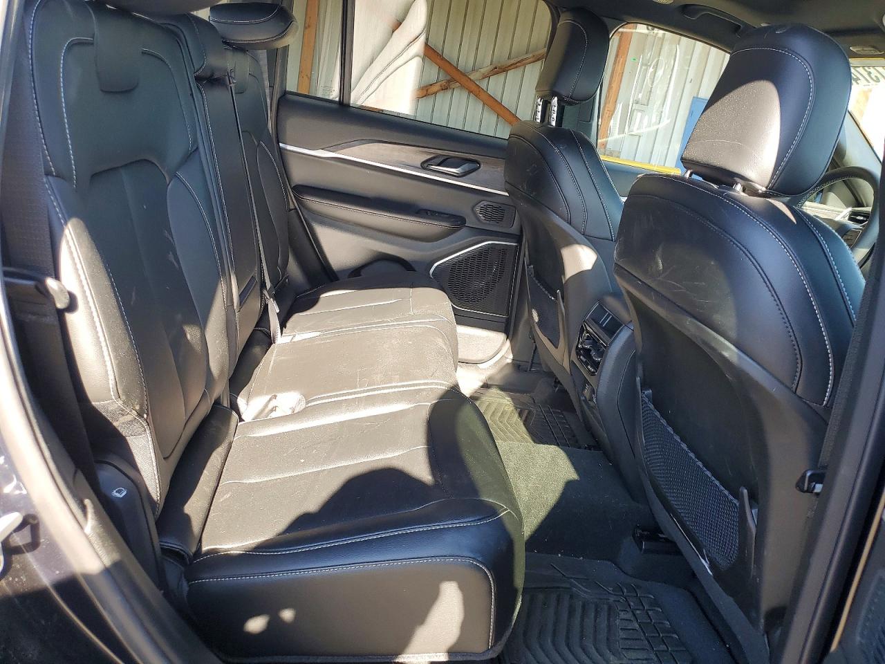 2024 JEEP GRAND CHEROKEE LIMITED 4XE photo 11