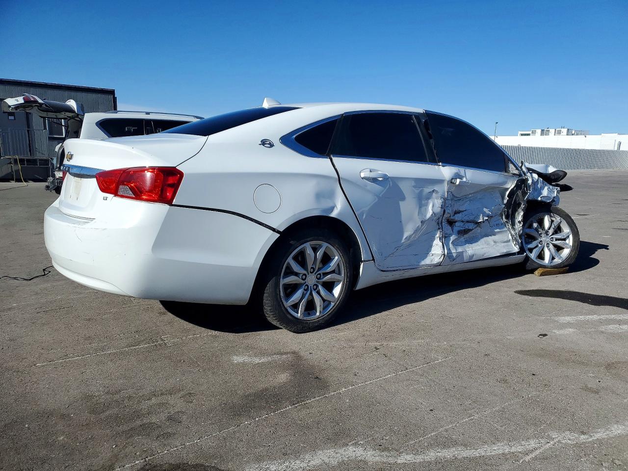 2014 CHEVROLET IMPALA LT photo 3