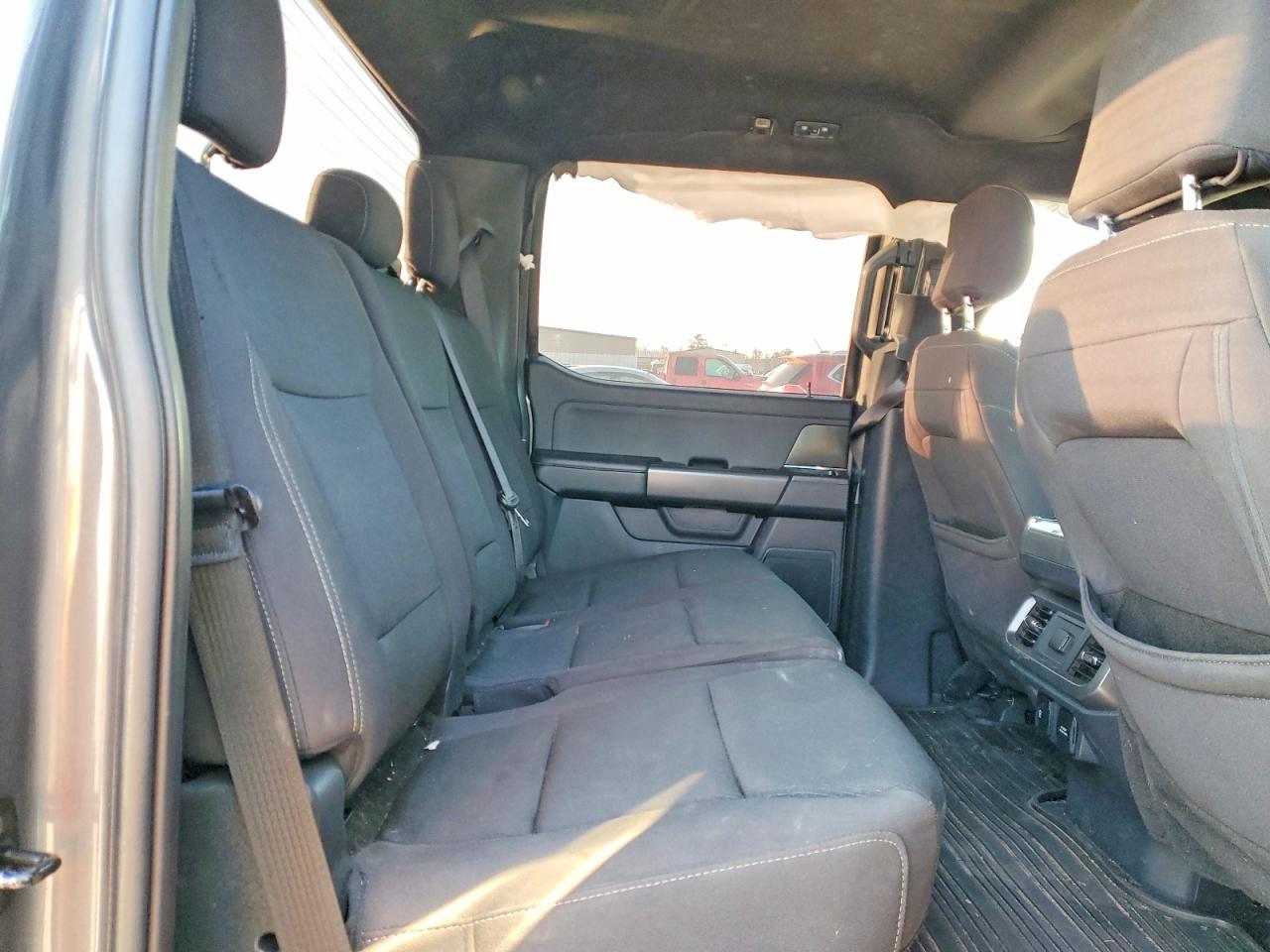 2024 FORD F150 XLT photo 10