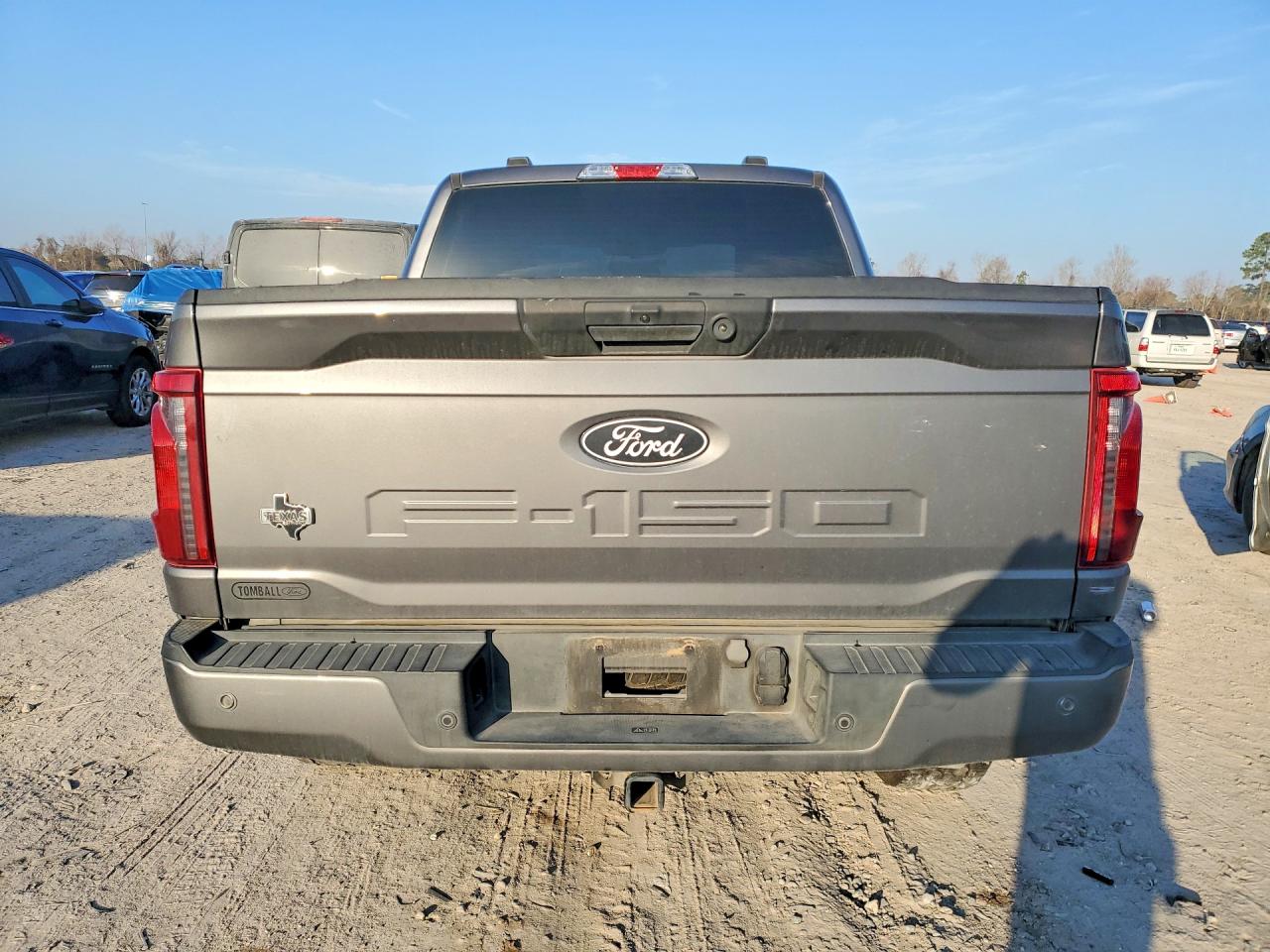 2024 FORD F150 XLT photo 6