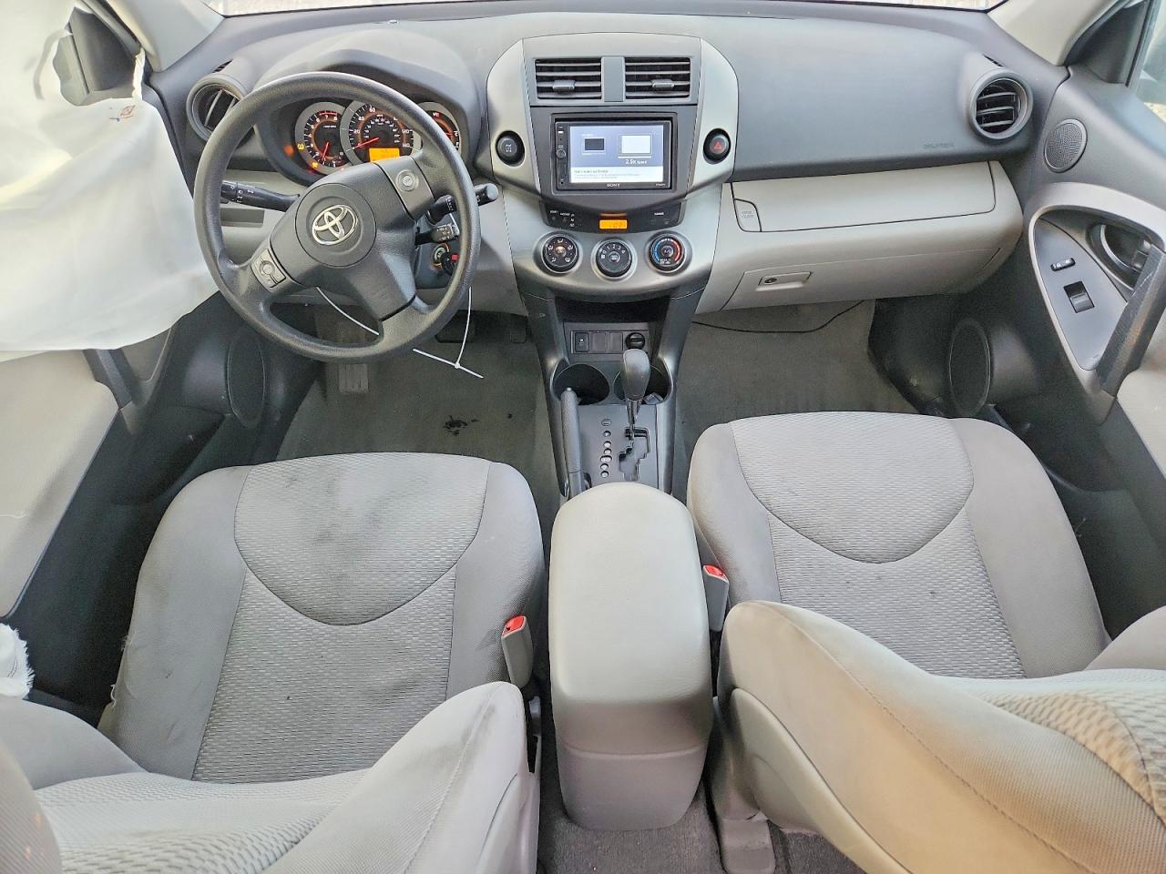 2012 TOYOTA RAV4 BASE photo 8