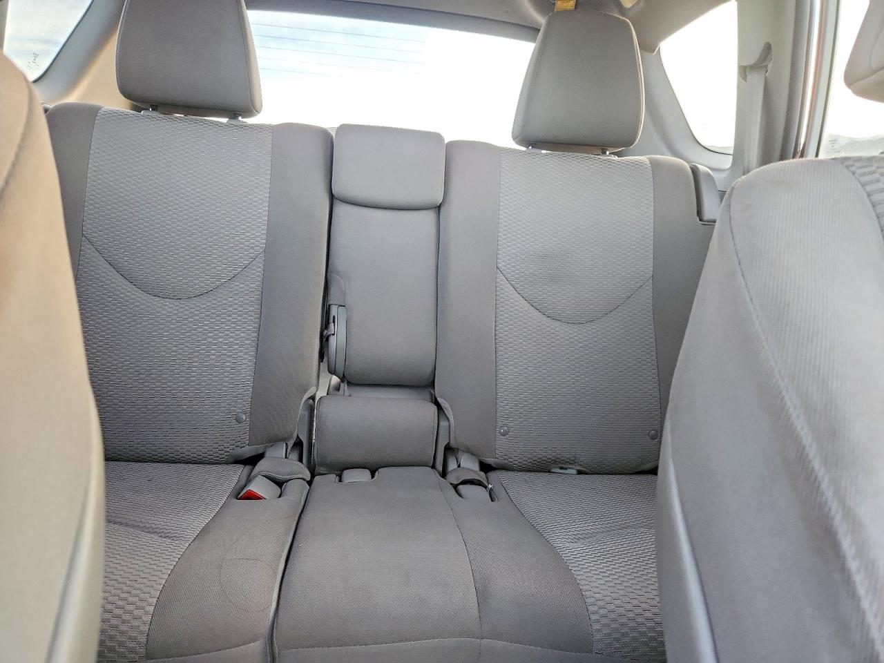 2012 TOYOTA RAV4 BASE photo 10