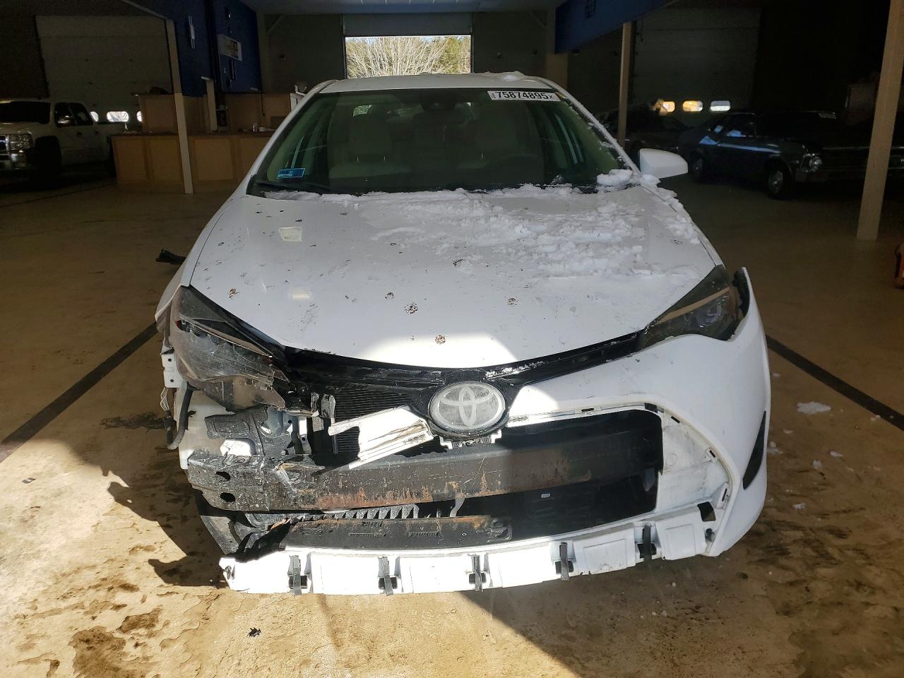 2018 TOYOTA COROLLA LE photo 5