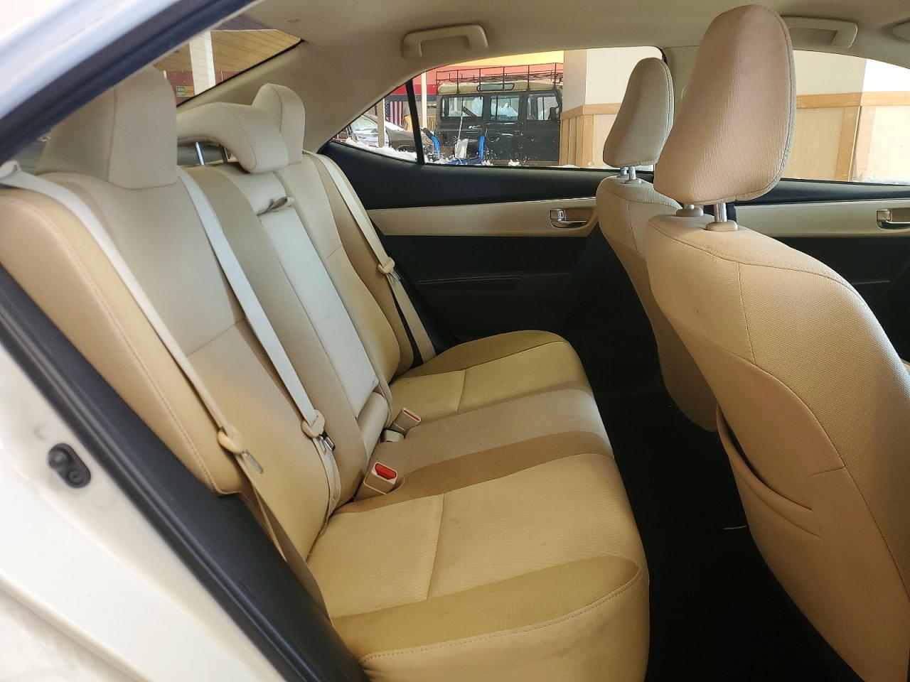 2018 TOYOTA COROLLA LE photo 10