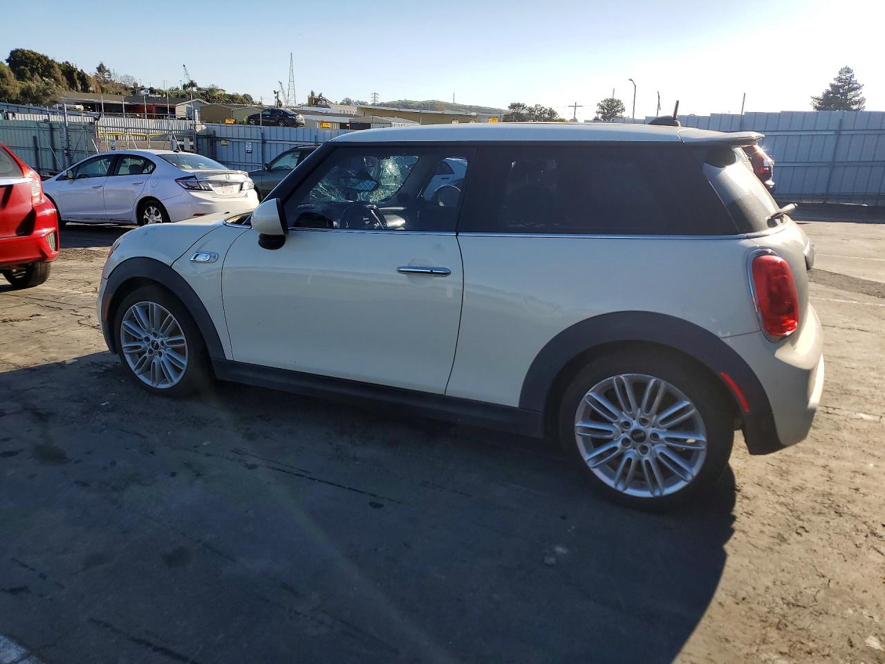 2017 MINI COOPER S photo 2
