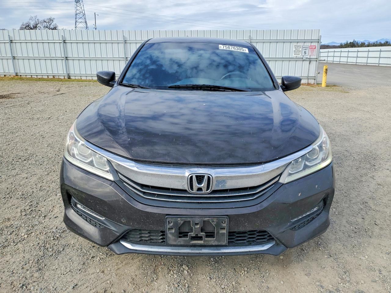 2017 HONDA ACCORD SPORT photo 5