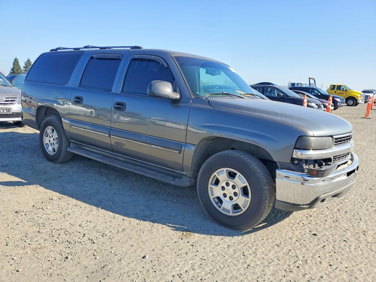 2002 CHEVROLET SUBURBAN C1500 photo 4