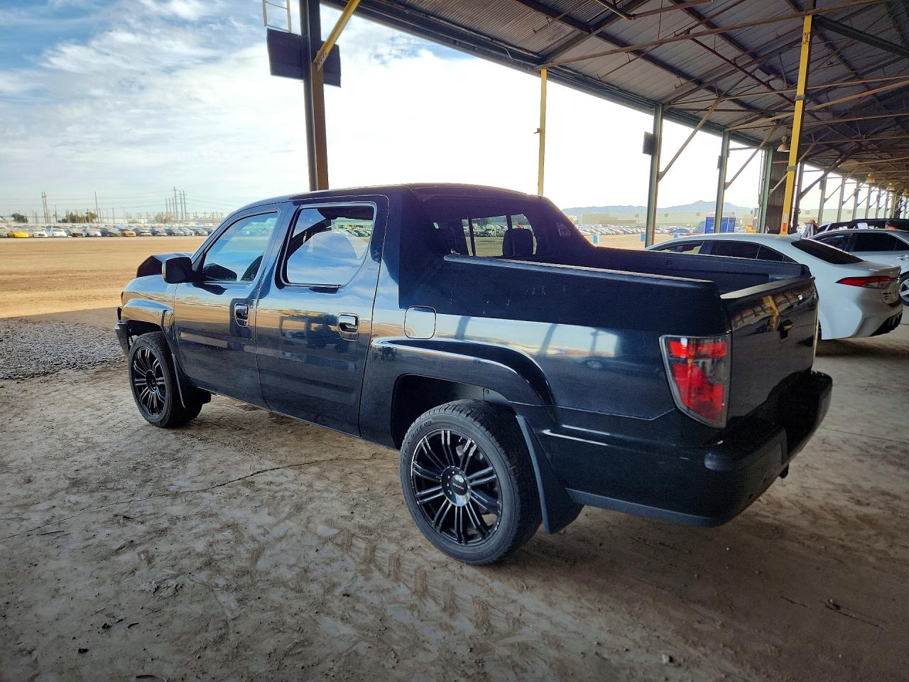 2013 HONDA RIDGELINE RTS photo 3
