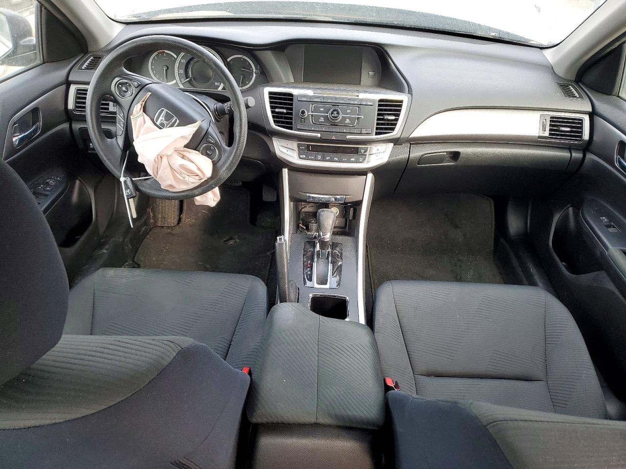 2015 HONDA ACCORD LX photo 15