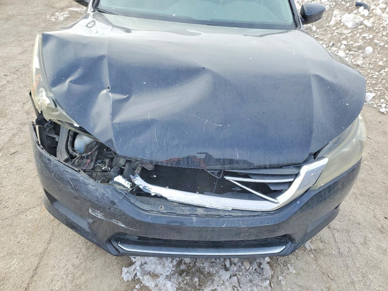 2015 HONDA ACCORD LX photo 21