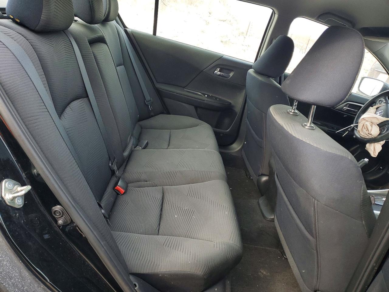 2015 HONDA ACCORD LX photo 19