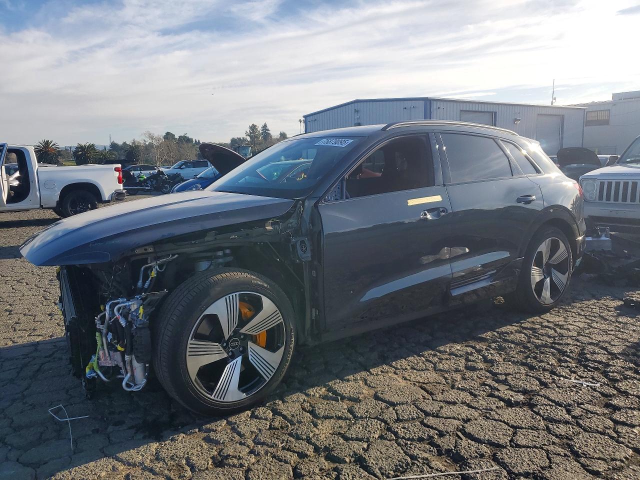 2023 AUDI E-TRON