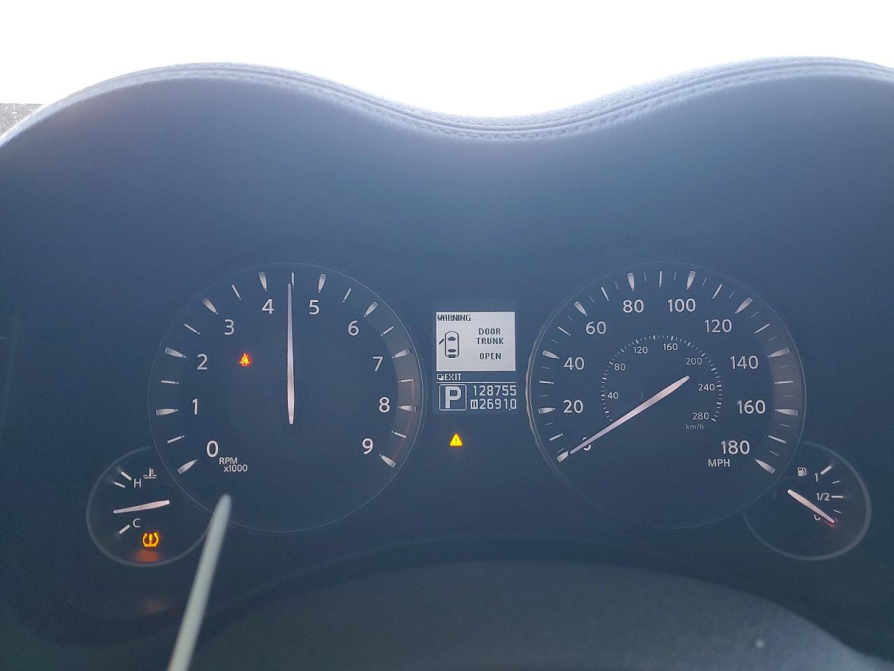 2013 INFINITI M37 X photo 9