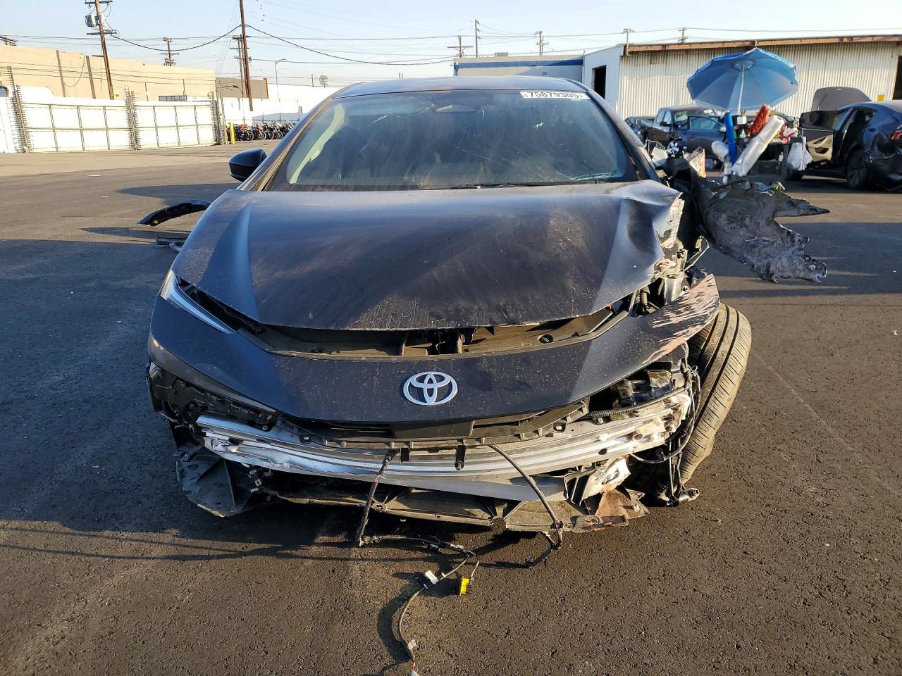 2025 TOYOTA PRIUS photo 13