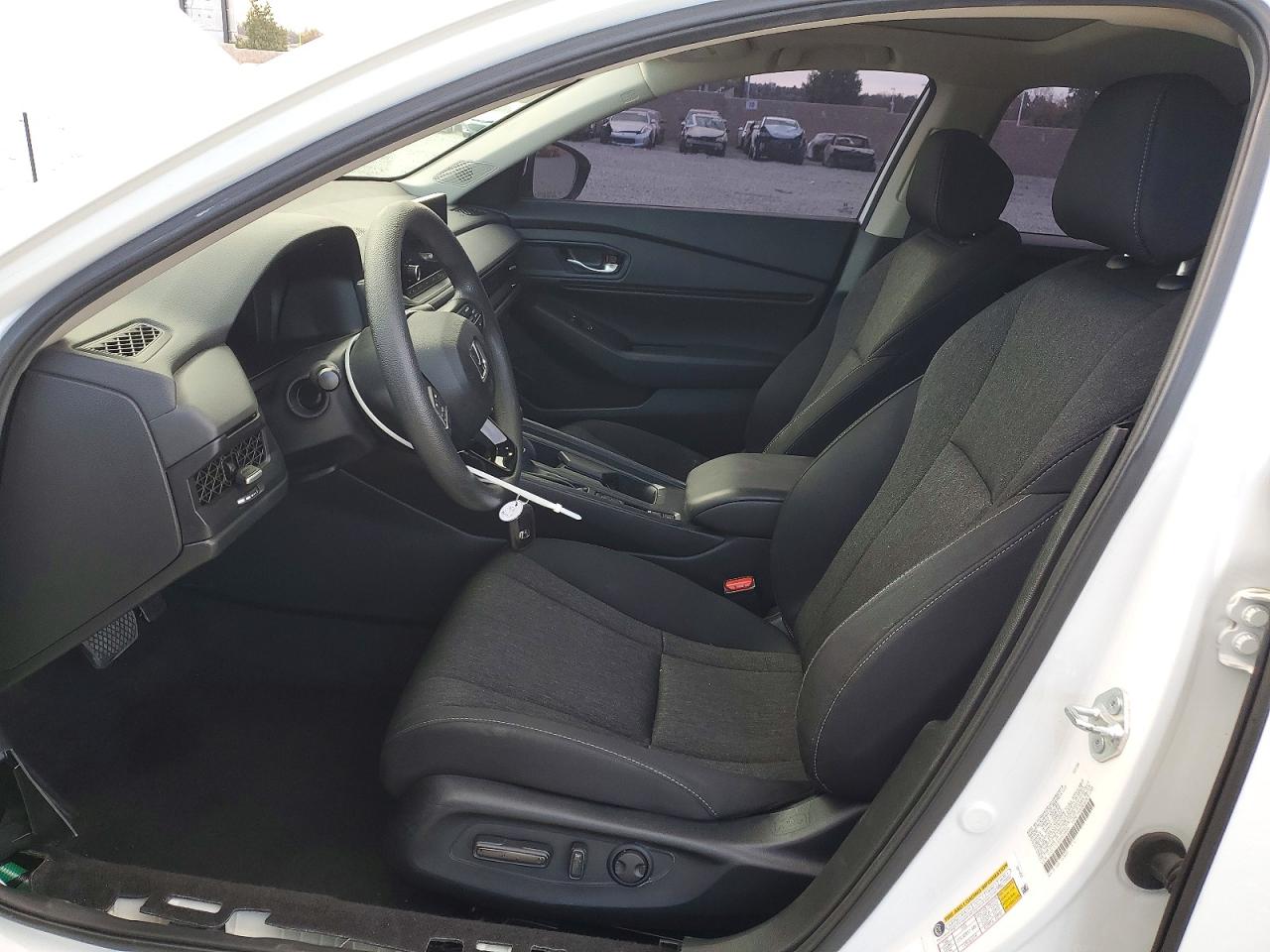 2024 HONDA ACCORD EX photo 19