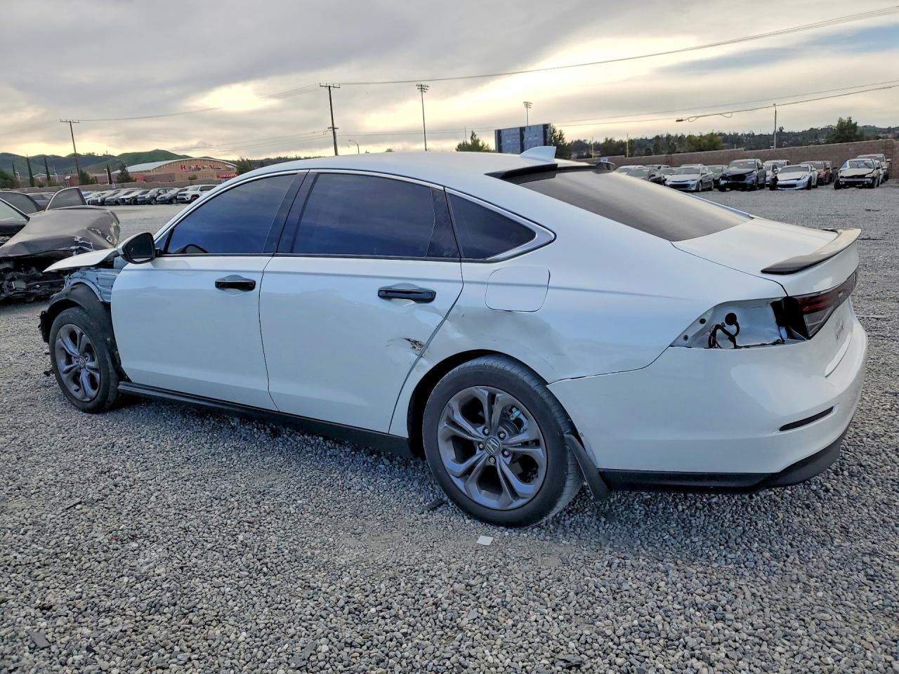 2024 HONDA ACCORD EX photo 4