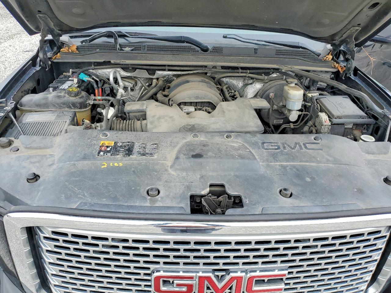 2015 GMC YUKON XL DENALI photo 12