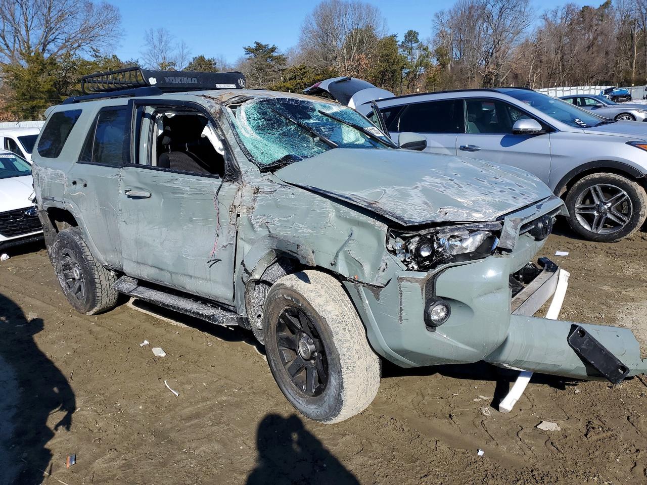 2022 TOYOTA 4RUNNER TRAIL photo 10