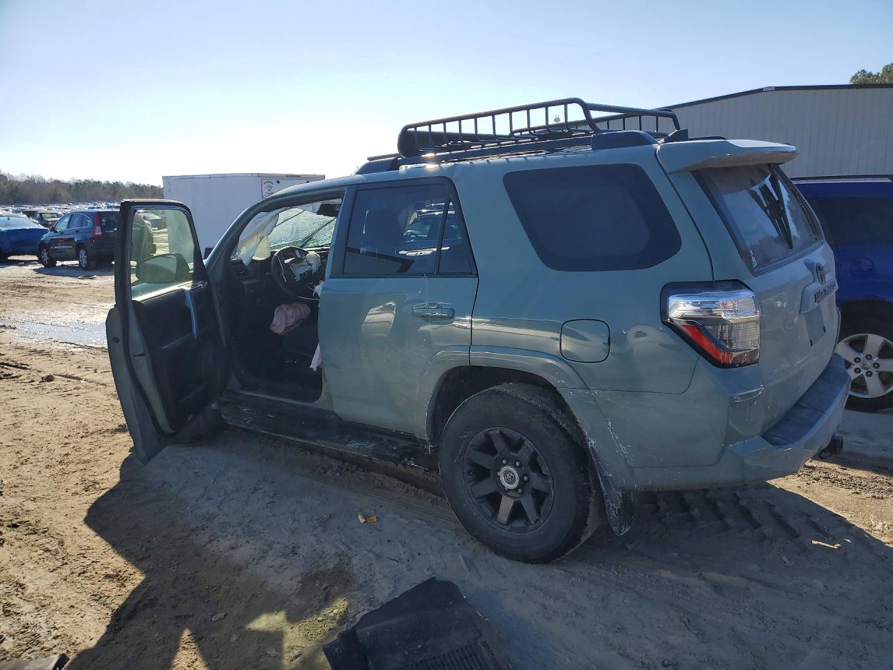 2022 TOYOTA 4RUNNER TRAIL photo 4