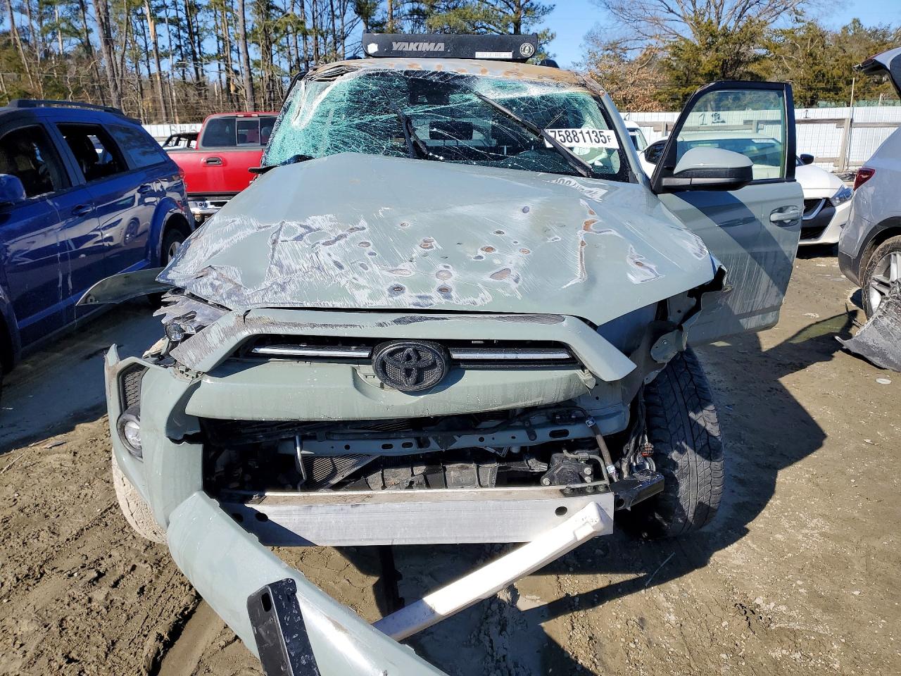 2022 TOYOTA 4RUNNER TRAIL photo 13