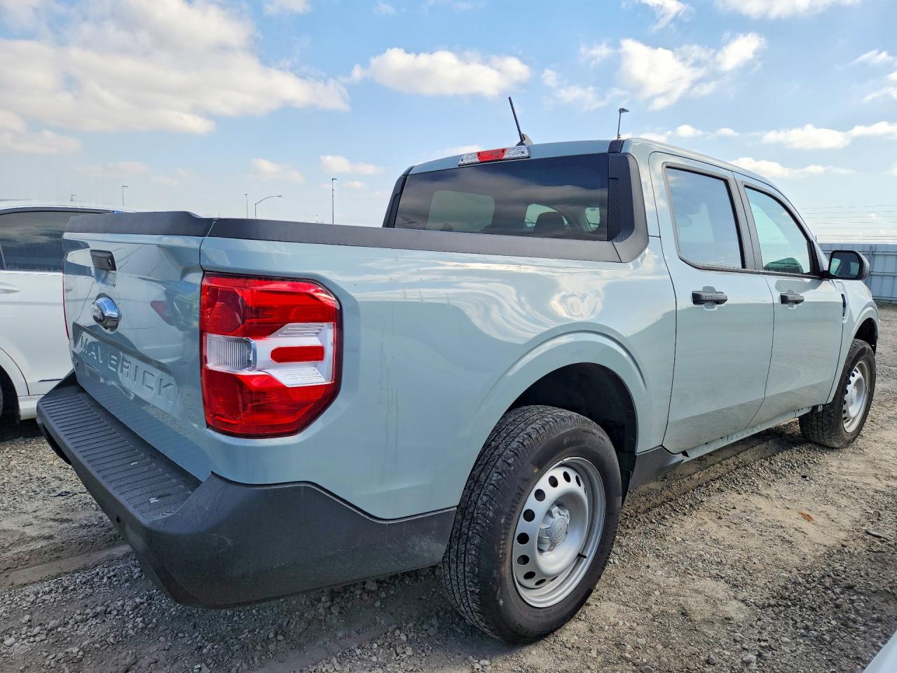 2024 FORD MAVERICK XL photo 7