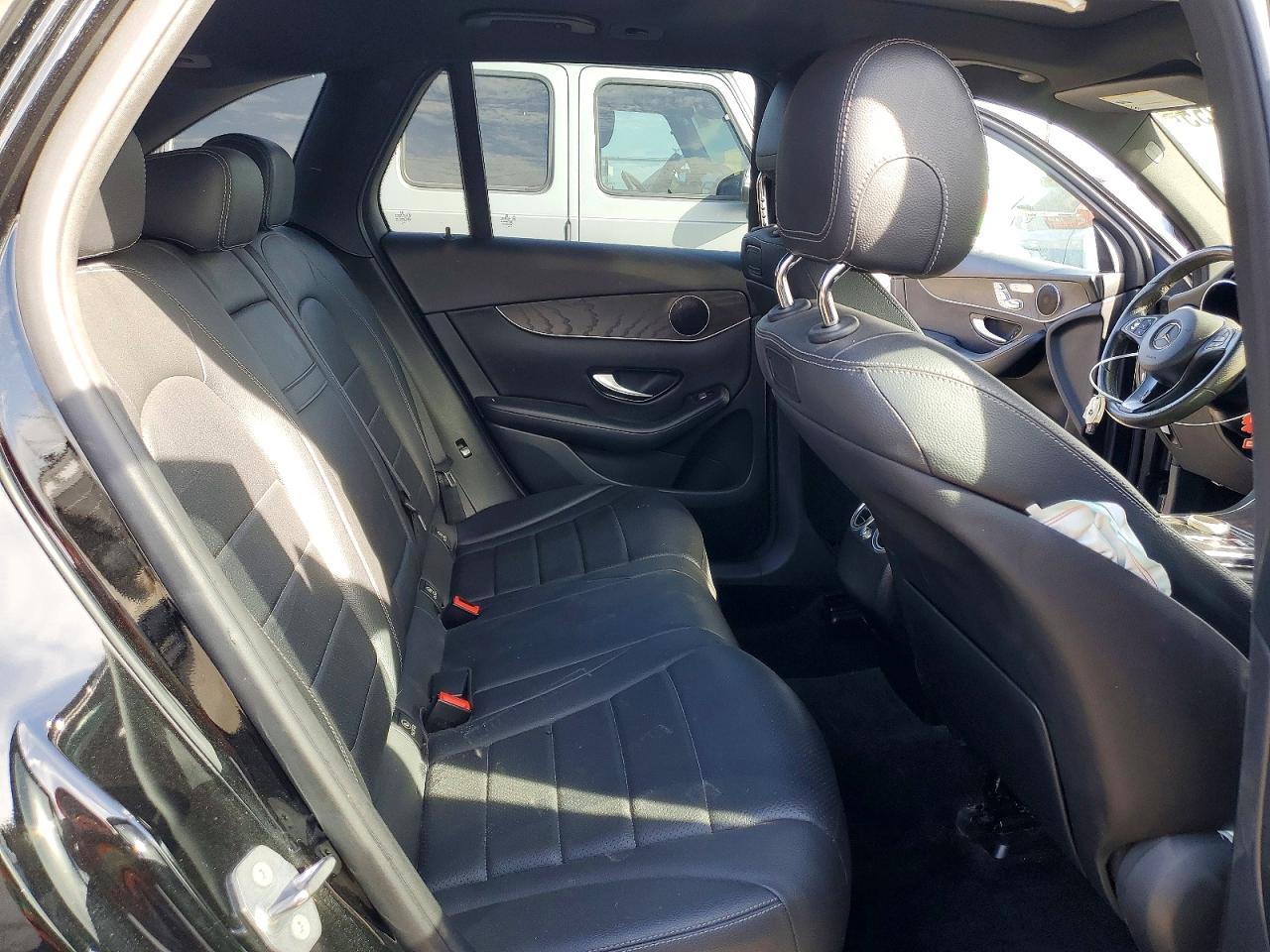 2018 MERCEDES-BENZ GLC 300 photo 21