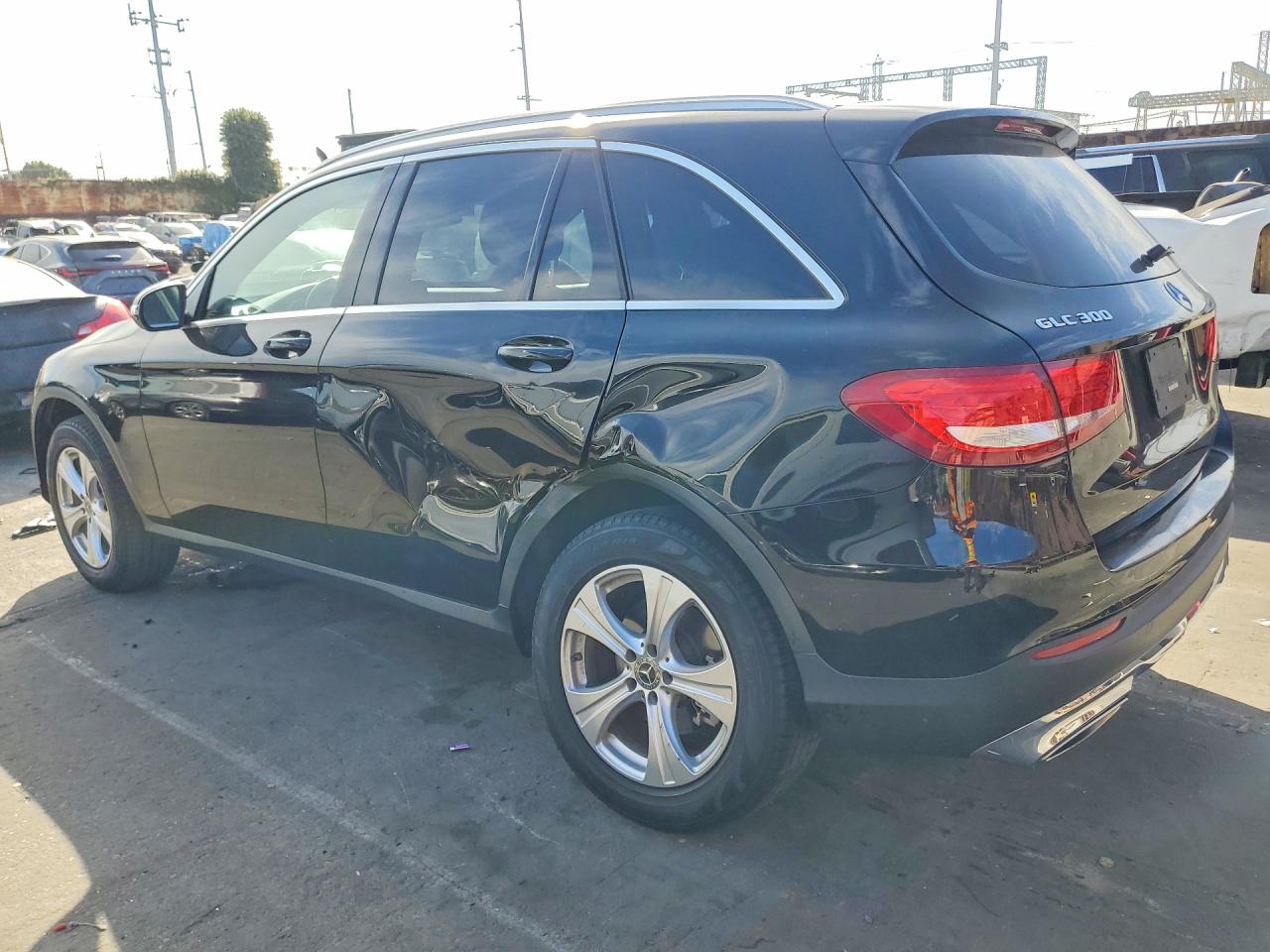 2018 MERCEDES-BENZ GLC 300 photo 3