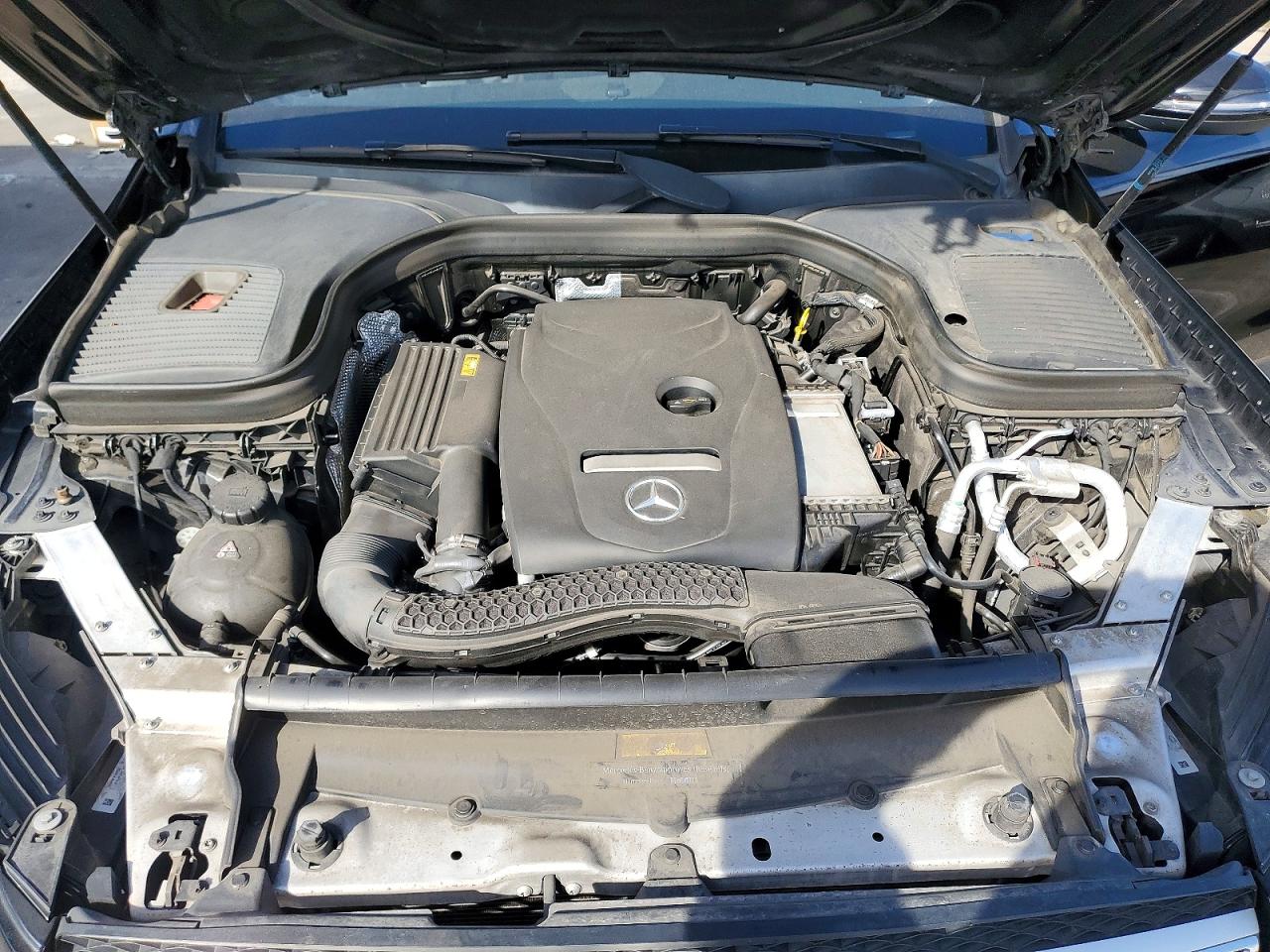 2018 MERCEDES-BENZ GLC 300 photo 23