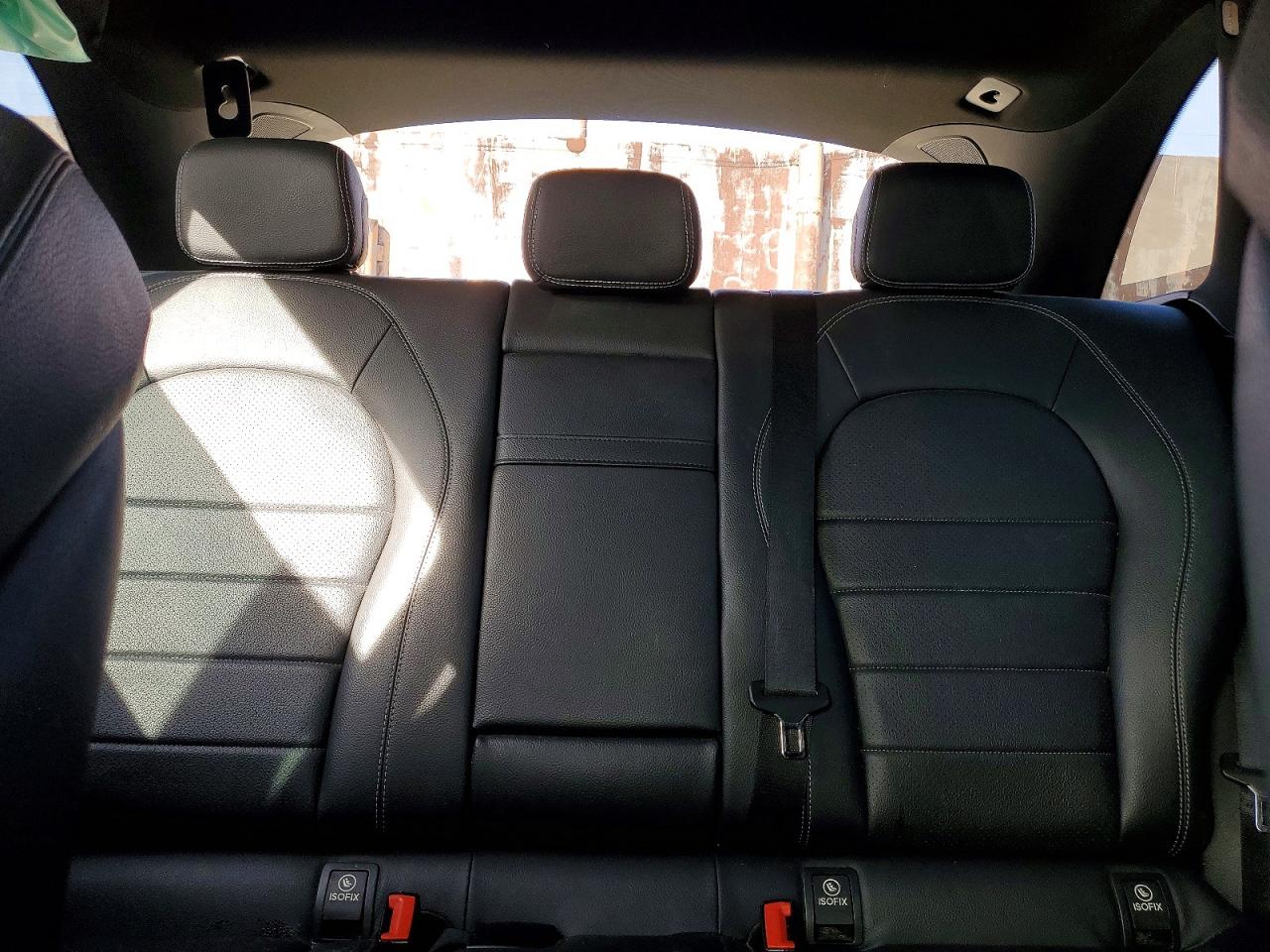 2018 MERCEDES-BENZ GLC 300 photo 19