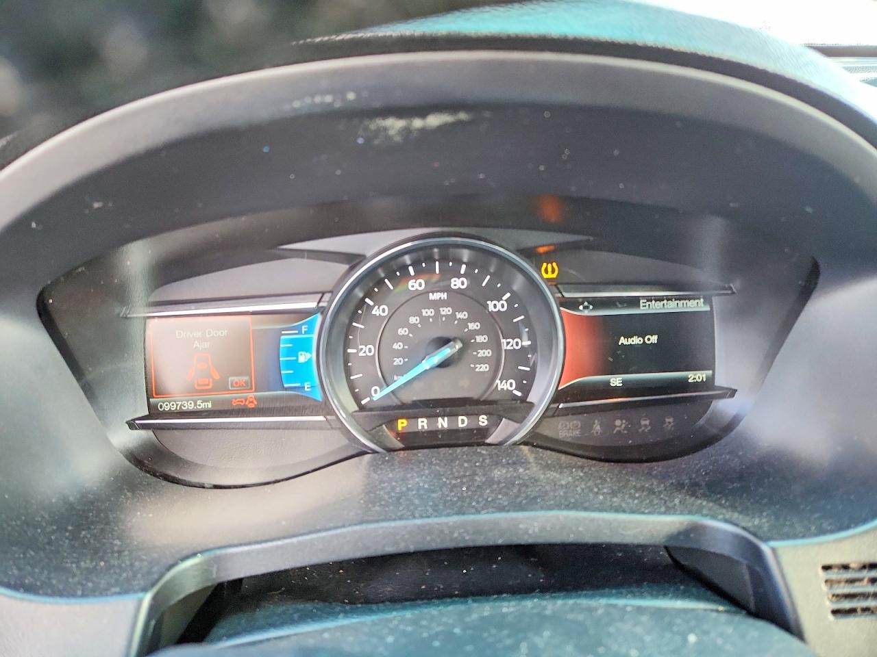 2016 FORD EXPLORER XLT photo 9