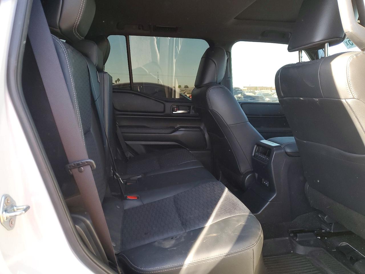 2024 TOYOTA LAND CRUISER BASE photo 11