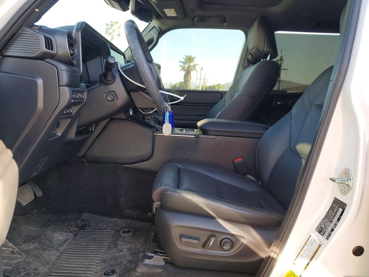 2024 TOYOTA LAND CRUISER BASE photo 7