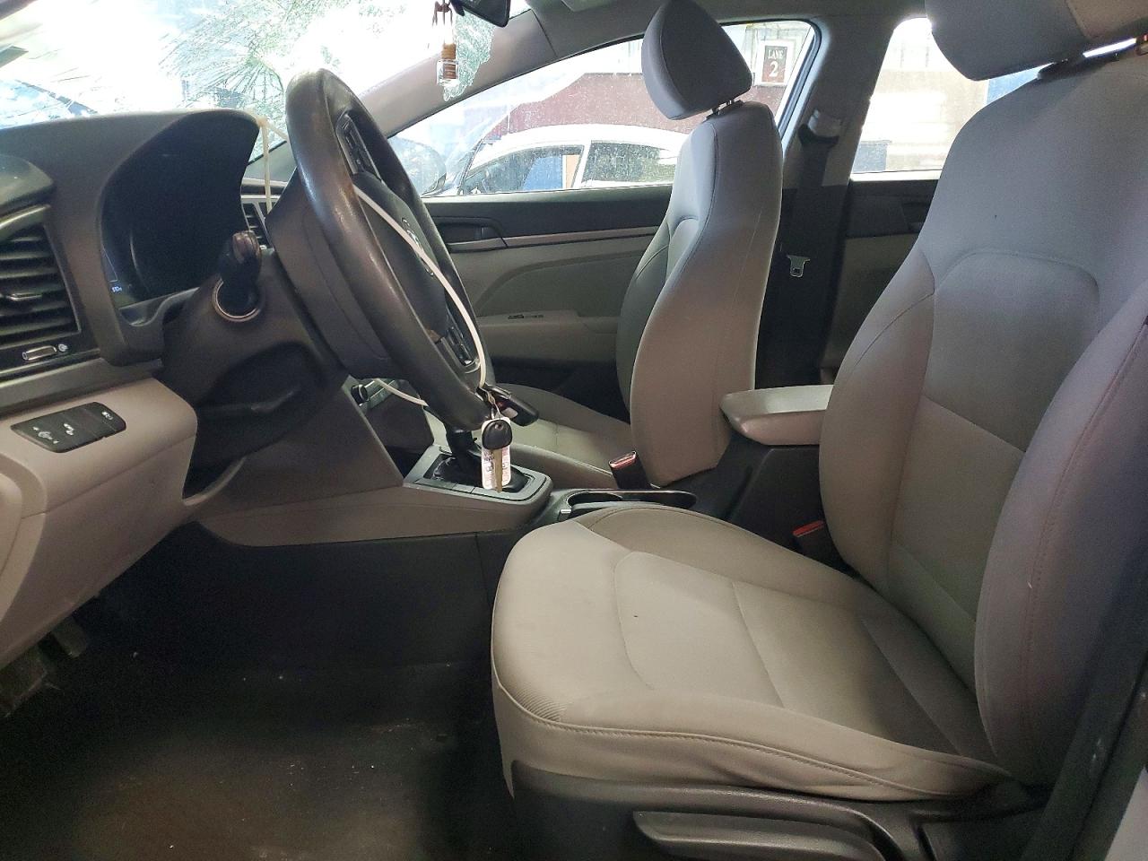 2018 HYUNDAI ELANTRA SEL photo 7