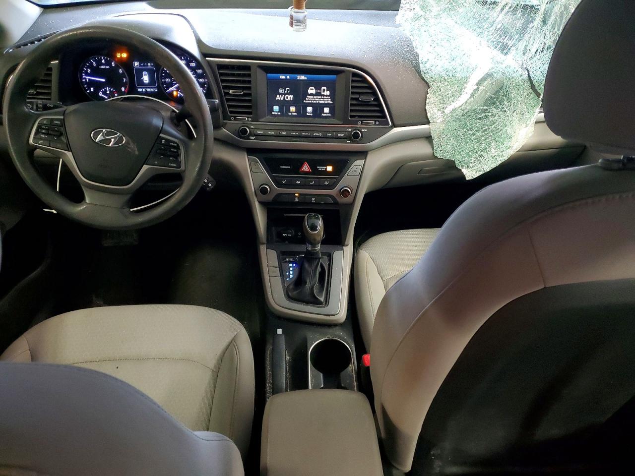 2018 HYUNDAI ELANTRA SEL photo 8