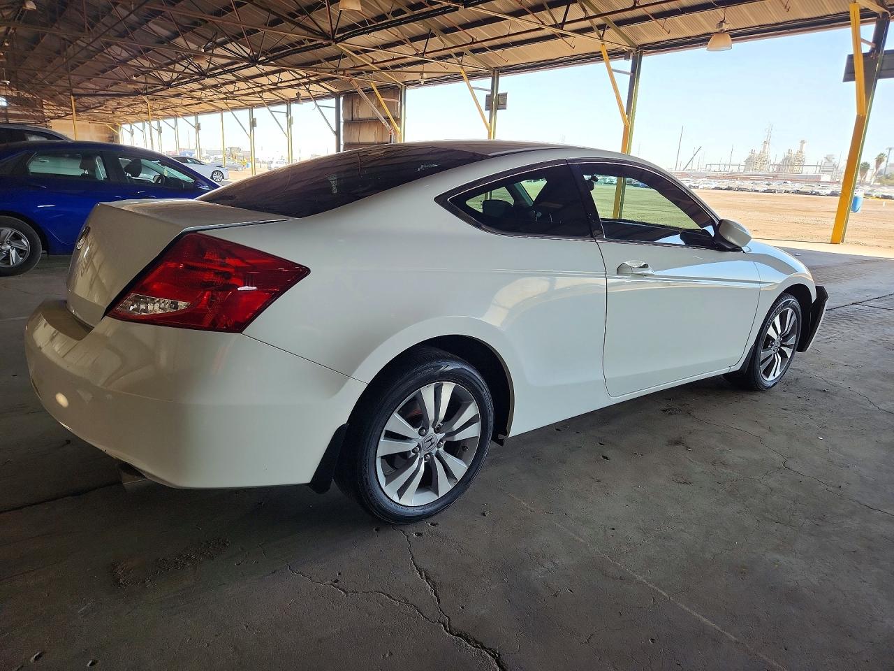 2012 HONDA ACCORD LX photo 3