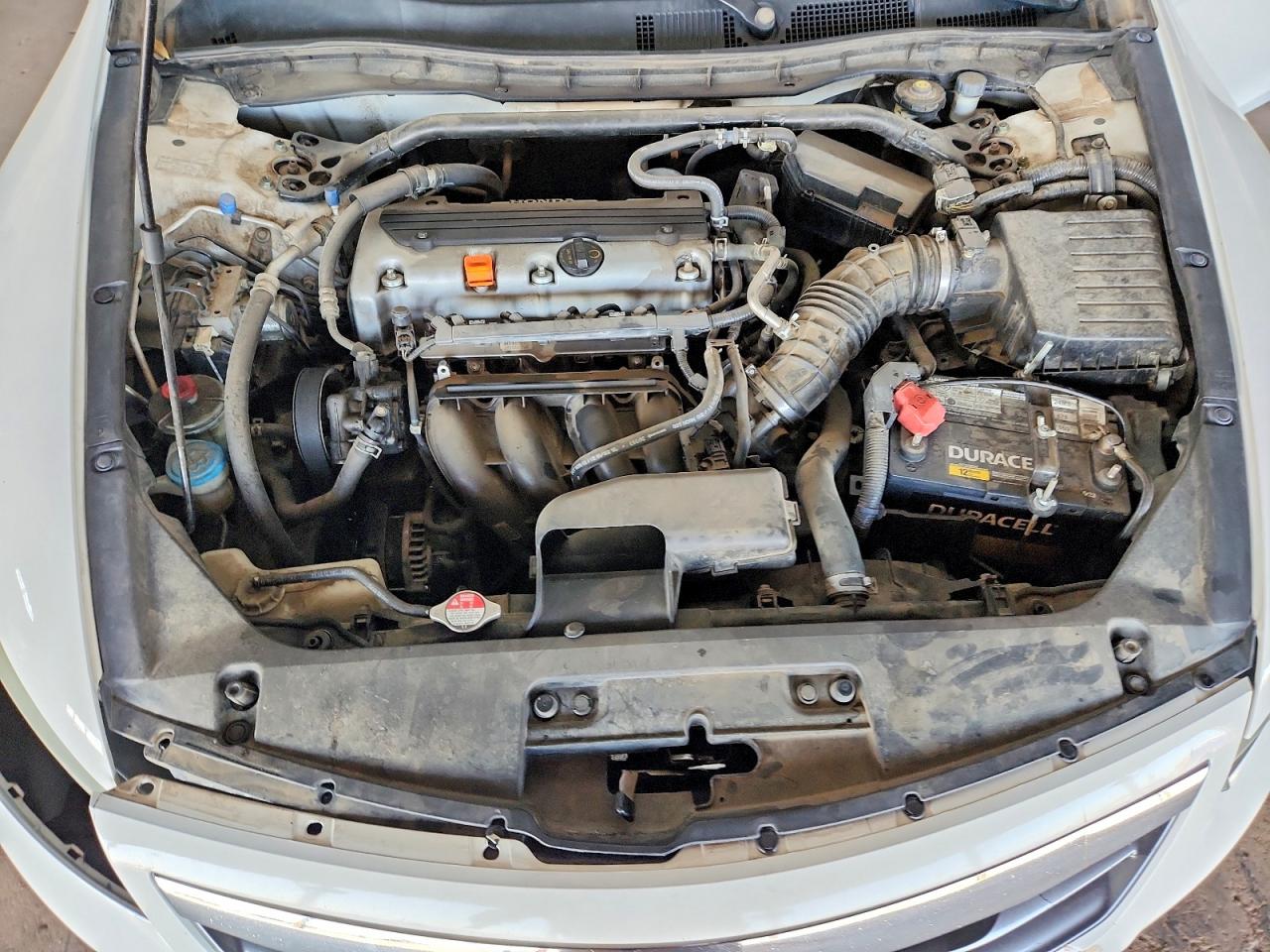 2012 HONDA ACCORD LX photo 11