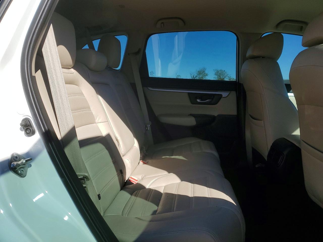 2018 HONDA CR-V LX photo 21