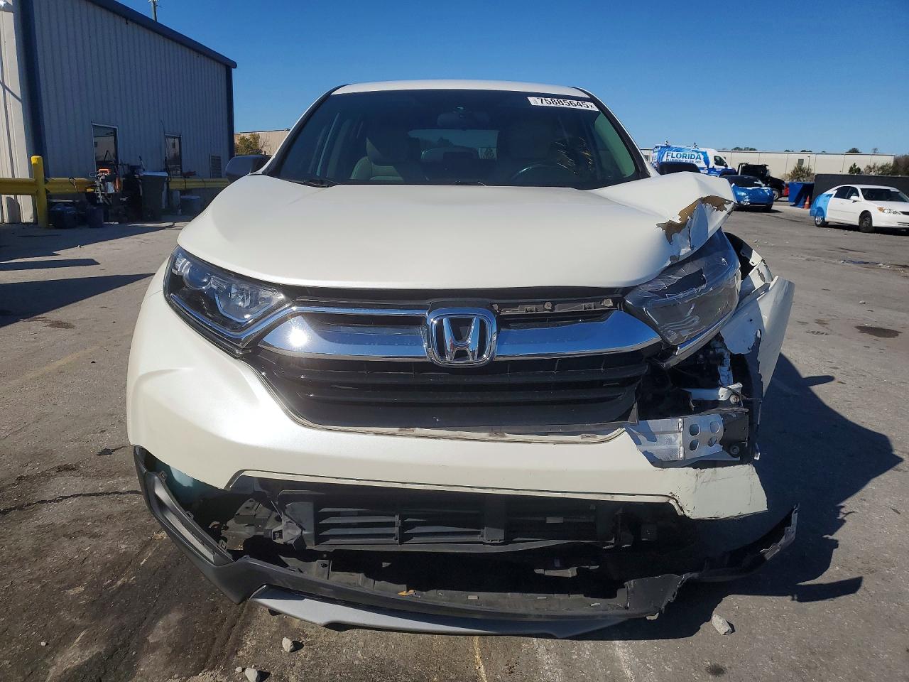 2018 HONDA CR-V LX photo 9
