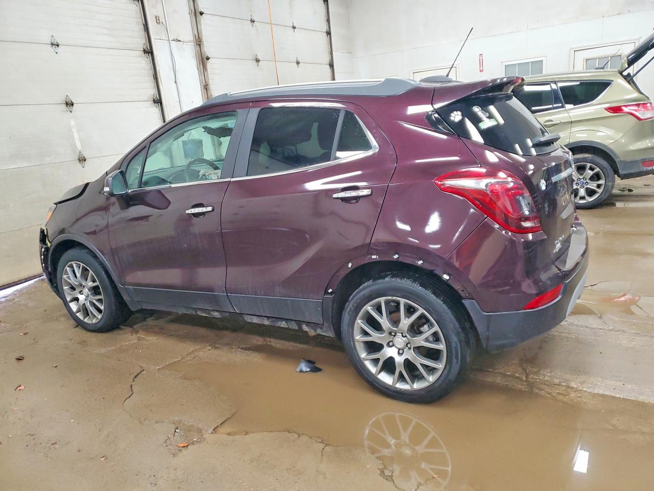 2018 BUICK ENCORE SPORT TOURING photo 2