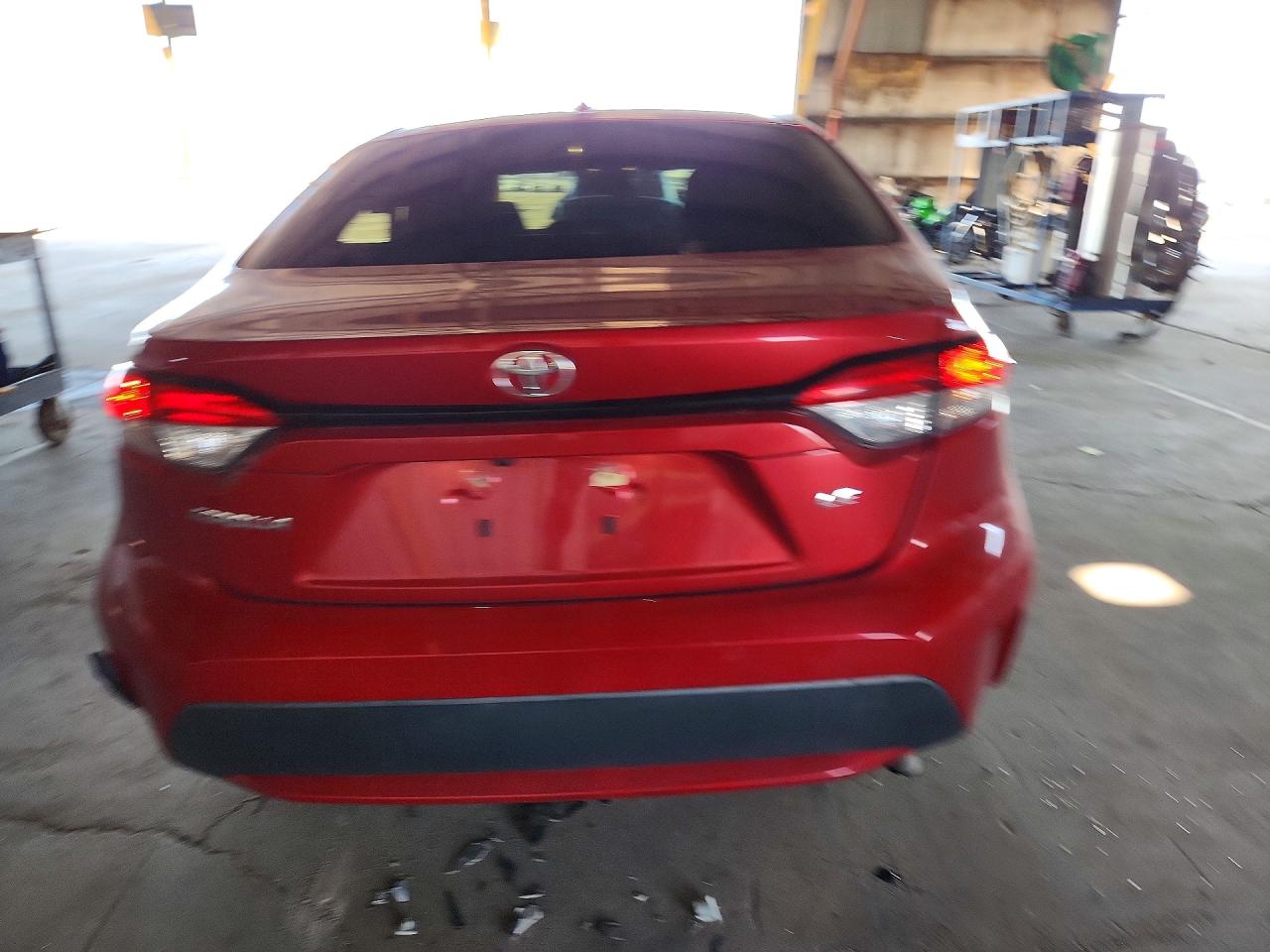 2020 TOYOTA COROLLA LE photo 16