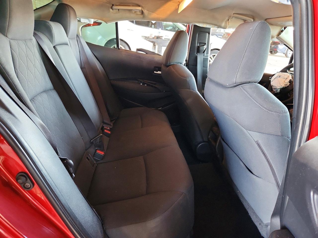2020 TOYOTA COROLLA LE photo 28