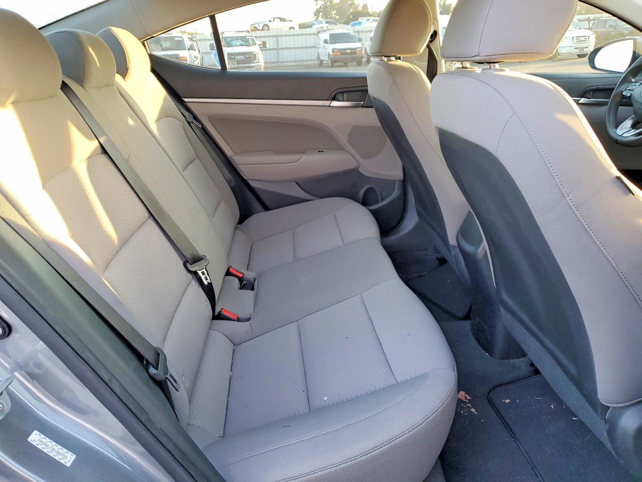 2019 HYUNDAI ELANTRA SEL photo 10