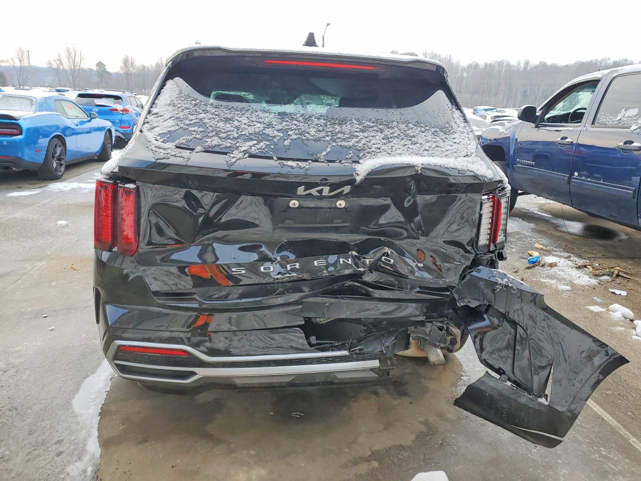 2022 KIA SORENTO S photo 16