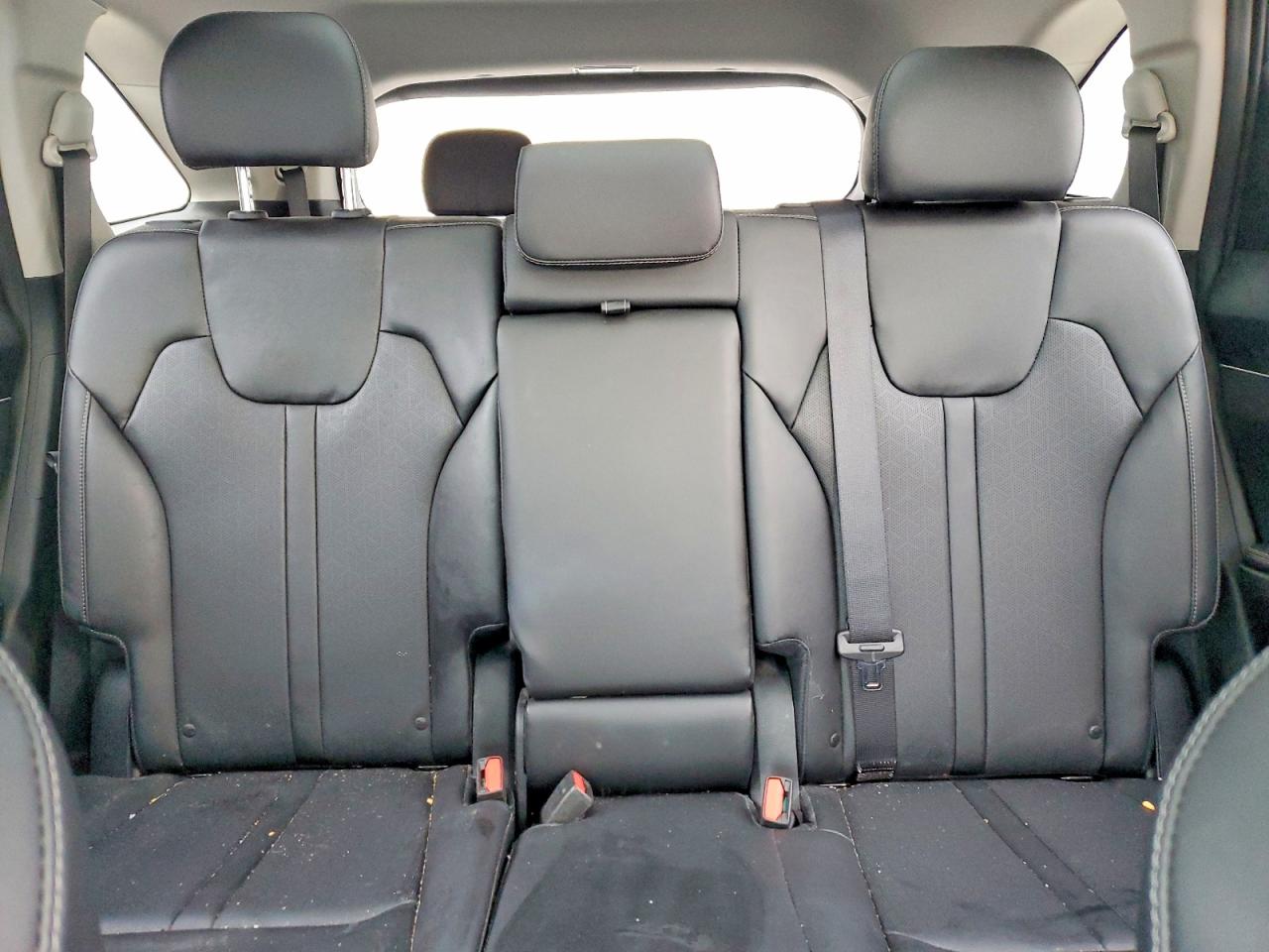 2022 KIA SORENTO S photo 28