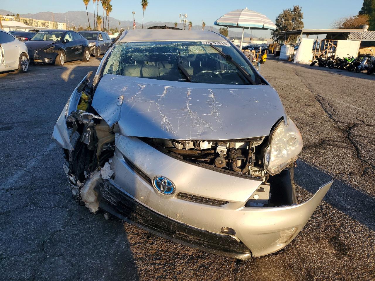 2012 TOYOTA PRIUS photo 5