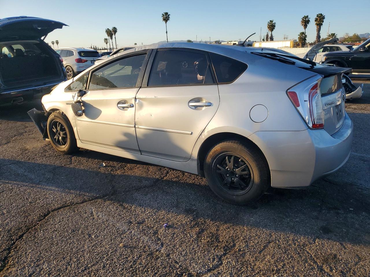 2012 TOYOTA PRIUS photo 2