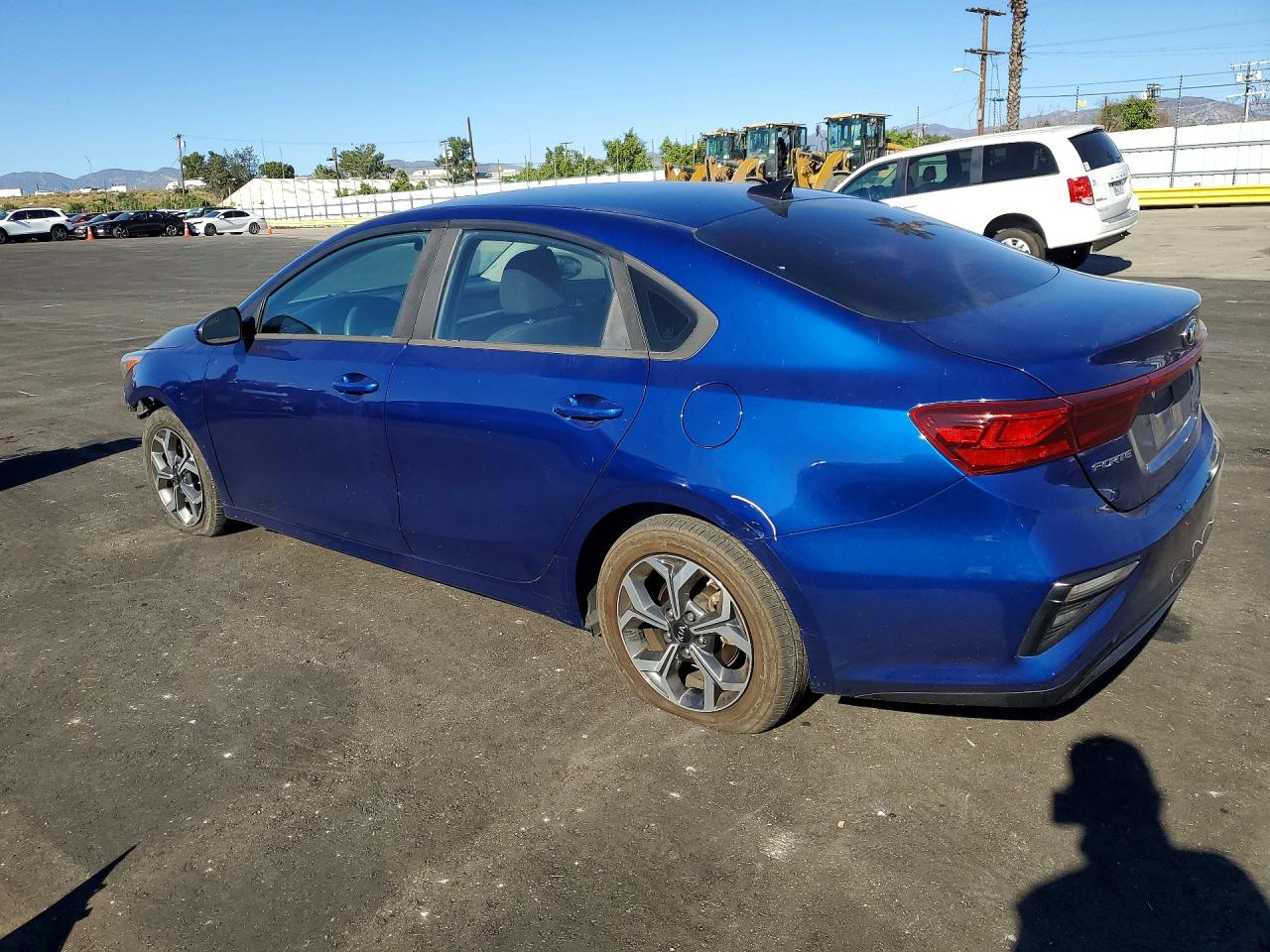 2020 KIA FORTE FE photo 3