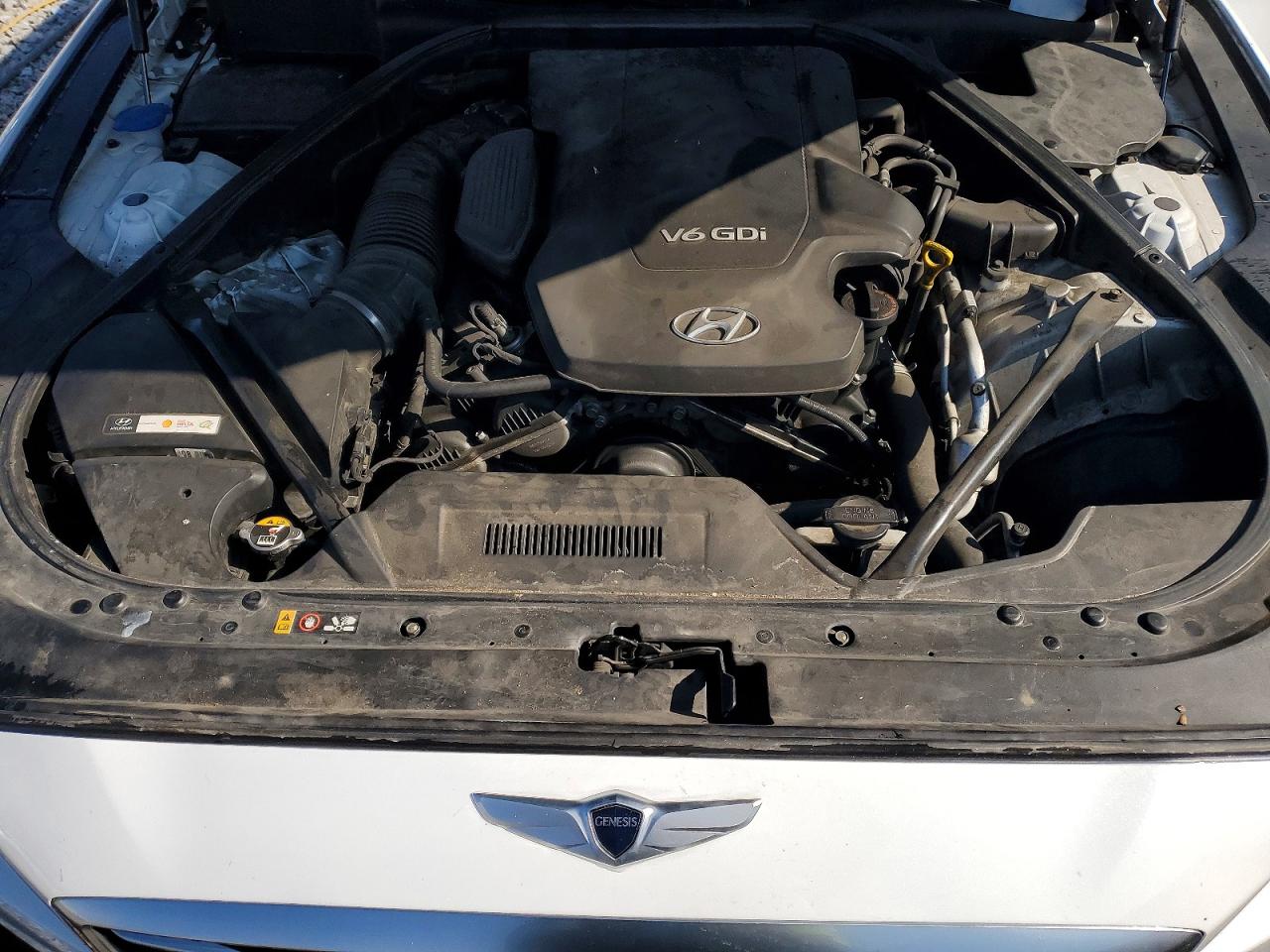 2015 HYUNDAI GENESIS 3.8L photo 11
